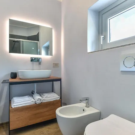 Casina Napoleonica * لاكونا